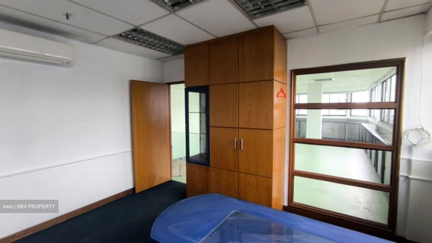 Tong Lee Building Block B (D13), Factory #562062431